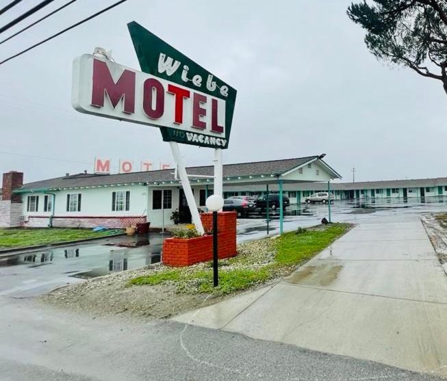 Wiebe Motel Hollister Exterior photo